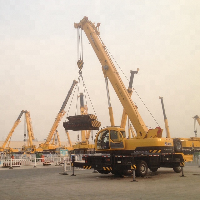 XCMG QY20B 5 Construction Telescopic Boom Crane 20 Ton Easier To Operate
