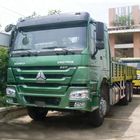 Heavy Commercial Trucks 6 x 4 Driving Heavy Cargo Trucks Loading 50 Ton