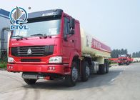 SINOTRUK HOWO 8x4 38000L Oil Tanker Truck with 400L Fuel Tank , 380 Horsepower