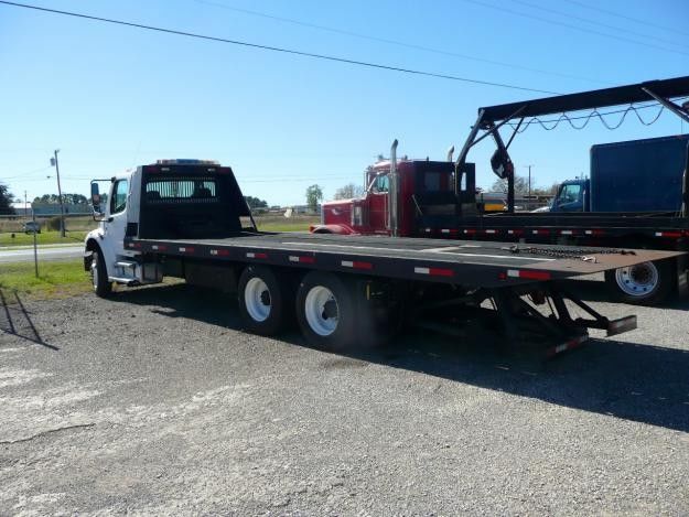 White Diesel Flatbed Heavy Duty Tow Trucks 30T with Manual Transmission