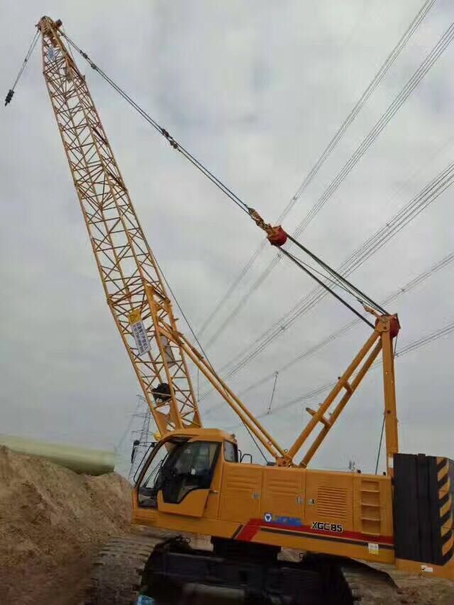 85 Ton Crawler Articulating Boom Crane / Telescopic Boom Truck Mounted
