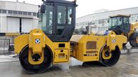 74.9kw Road Maintenance Machinery , Road Compactor Double Drum Vibratory Roller Xd82