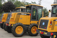 Compact GR135 130HP 11000kg Tractor Road Grader , Small Motor Grader