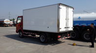 Euro 2 Heavy Cargo Trucks , 5 Ton Refrigerated Truck For Frozen Foods Transporting