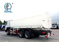 Sinotruk 16m3 Capacity Radial Tyre Fuel Oil Transportation Trucks 6X4 LHD Euro 2 336HP Lengthened Cab