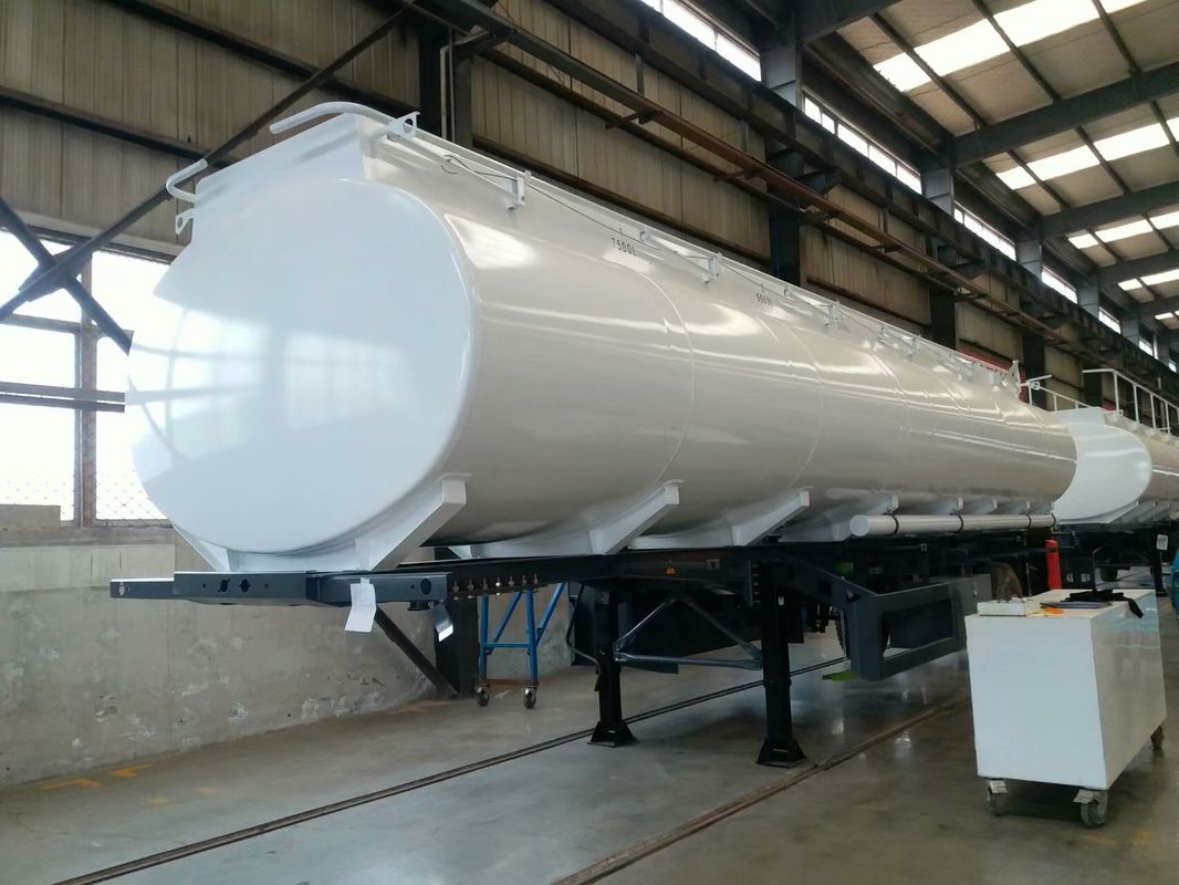 30 Cubic Meters Water Tank Trailer Truck for Unloading , Manual Transmission