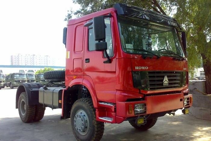 HOWO 4x4 Manual Prime Mover Truck All Wheel Drive With 7100kg Payload , Off Road Model