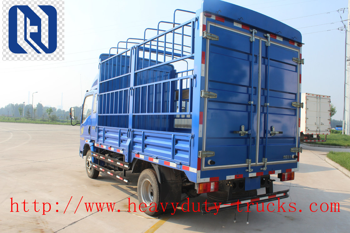 4X2 LHD Cargo Box Truck Sinotruk HOWO 4200mm Wheelbase / Van Lorry Truck