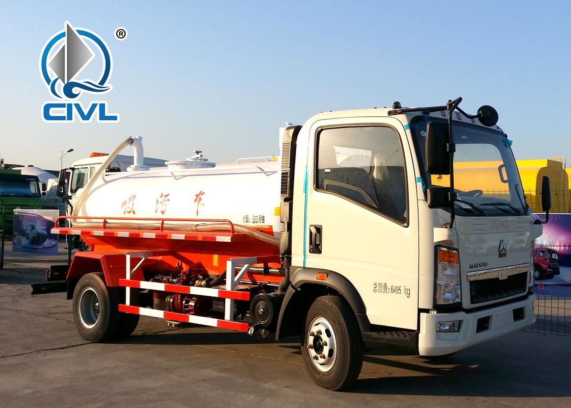 HOWO 4*2 12,000 Liters Heavy Sewage Suction Truck , White Color Vacuum Suction Truck