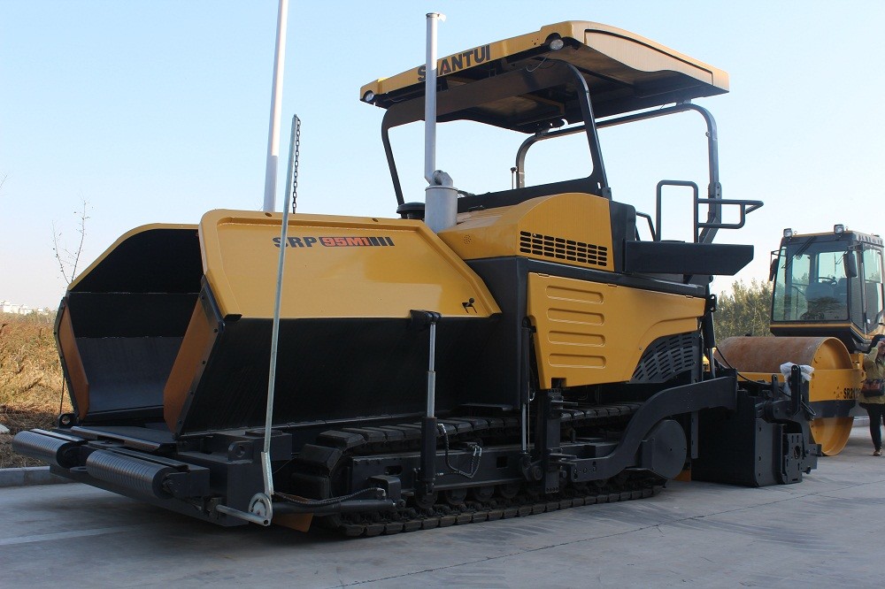 High Speed Road Maintenance Machinery , Asphalt Paver Finisher RP753