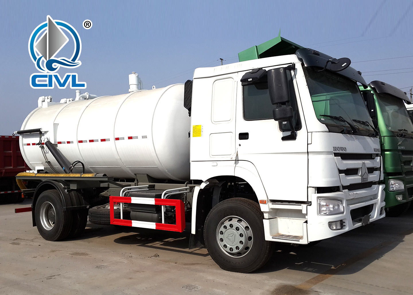 EURO II 6M3 290hp Howo Sewage Suction Truck , Pump Speed 500r / Min