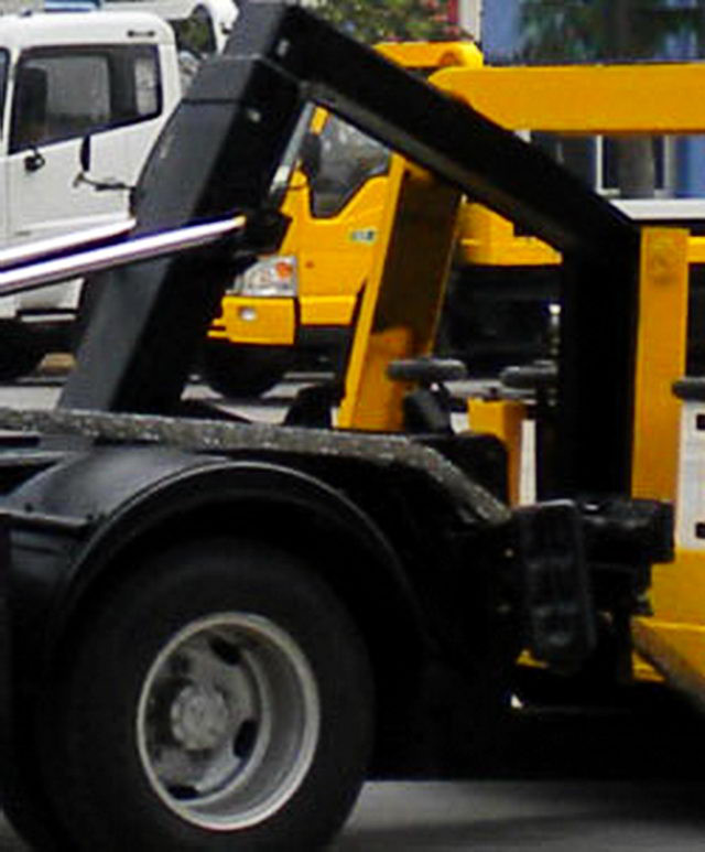 6 Tires EuroII SINOTRUK HOWO EURO4 Rotator Wrecker Truck 4x2 Heavy Duty Wrecker Towing Truck